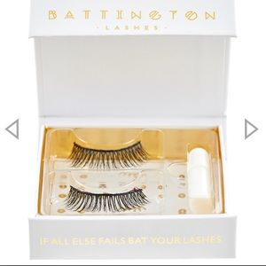 SOLD BATTINGTON LASHES